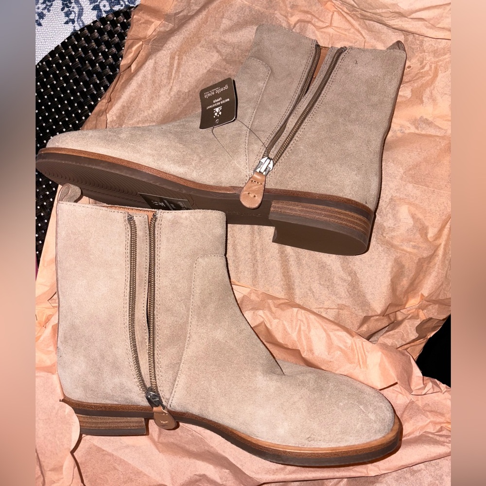 NEW: Gentle Souls “Terran” Boots- size 7 (fits like a 6.5) - Picture 7 of 8